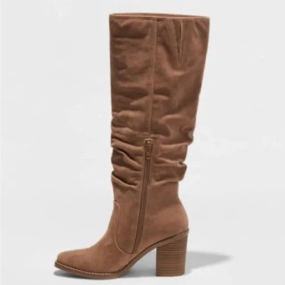 Suede knee high slouchy boots - Picture 3 of 7